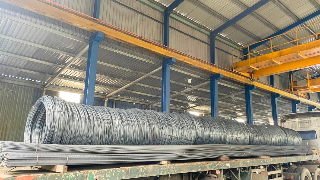 Kiểm tra tình trạng sắt cuộn sau khi vận chuyển